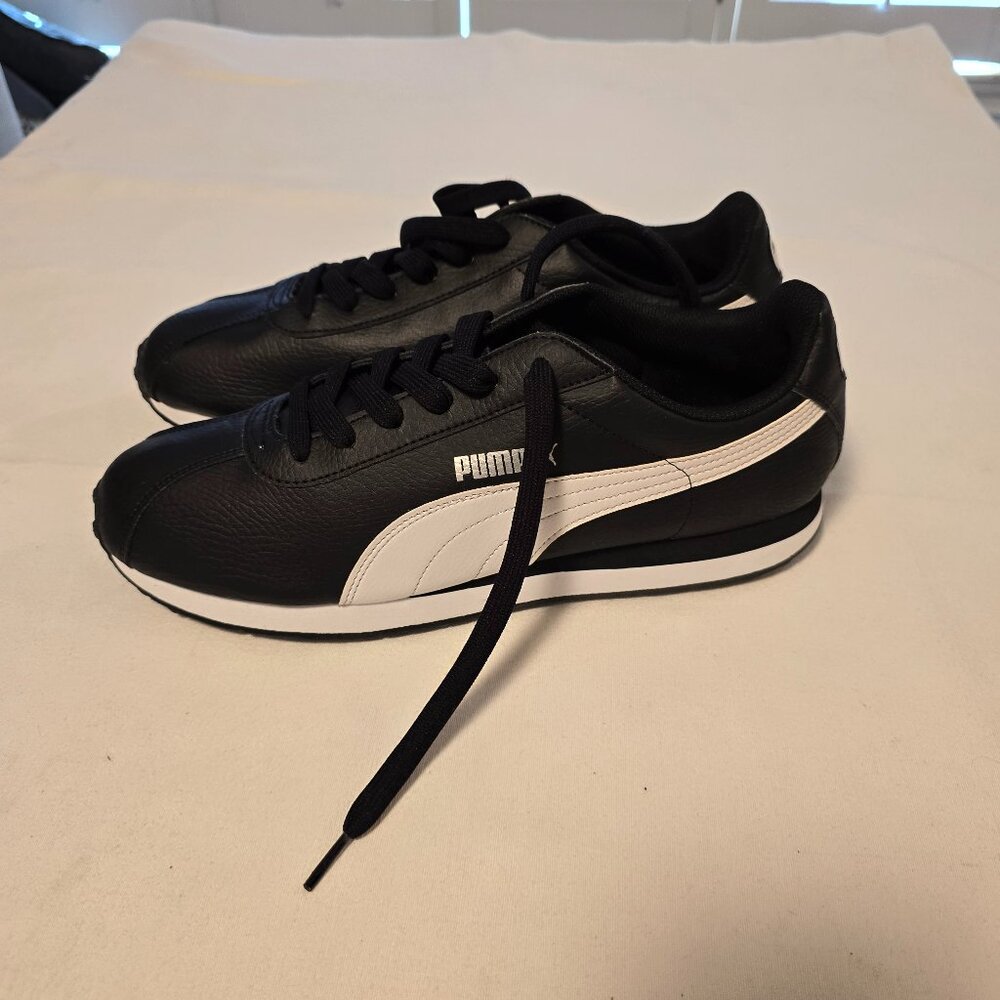 Puma sneakers